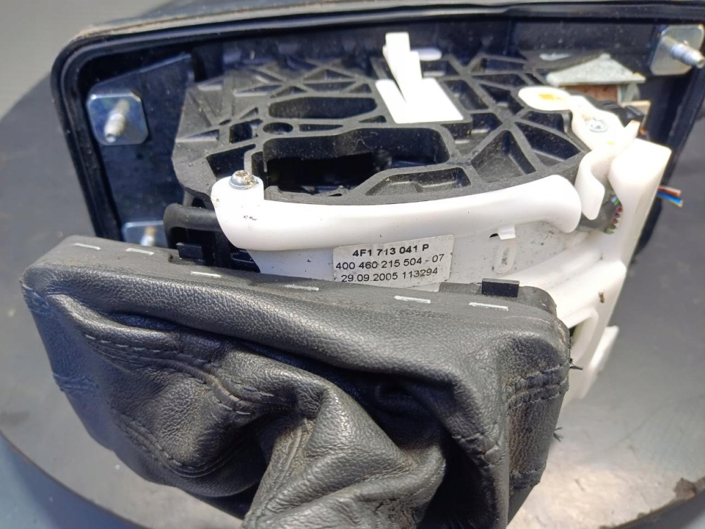 фото №6, Audi a6 c6 выборщик рычаг домкрат переключения передач автоматическая коробка передач 4f1713041p