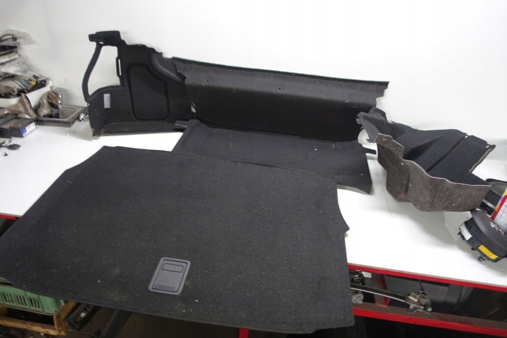 фото №1, Mercedes w209 cabrio обивка багажника коврик clk