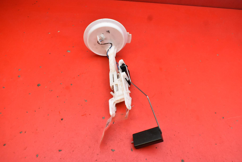 фото №6, Датчик уровня топлива 5n0919673q audi q3 8u 2.0 tdi 140 km 11-14