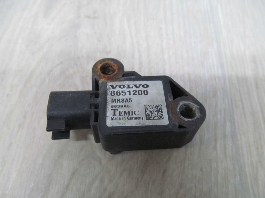 Volvo c30 s40 v50 04-14 датчик ударний 8651200 Недорого