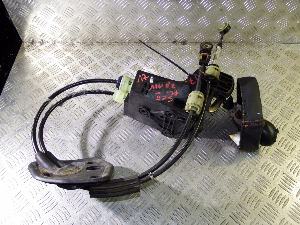 Купити Вибірник троси перемикання передач renault scenic ii lift 1.9dci 8200788671
