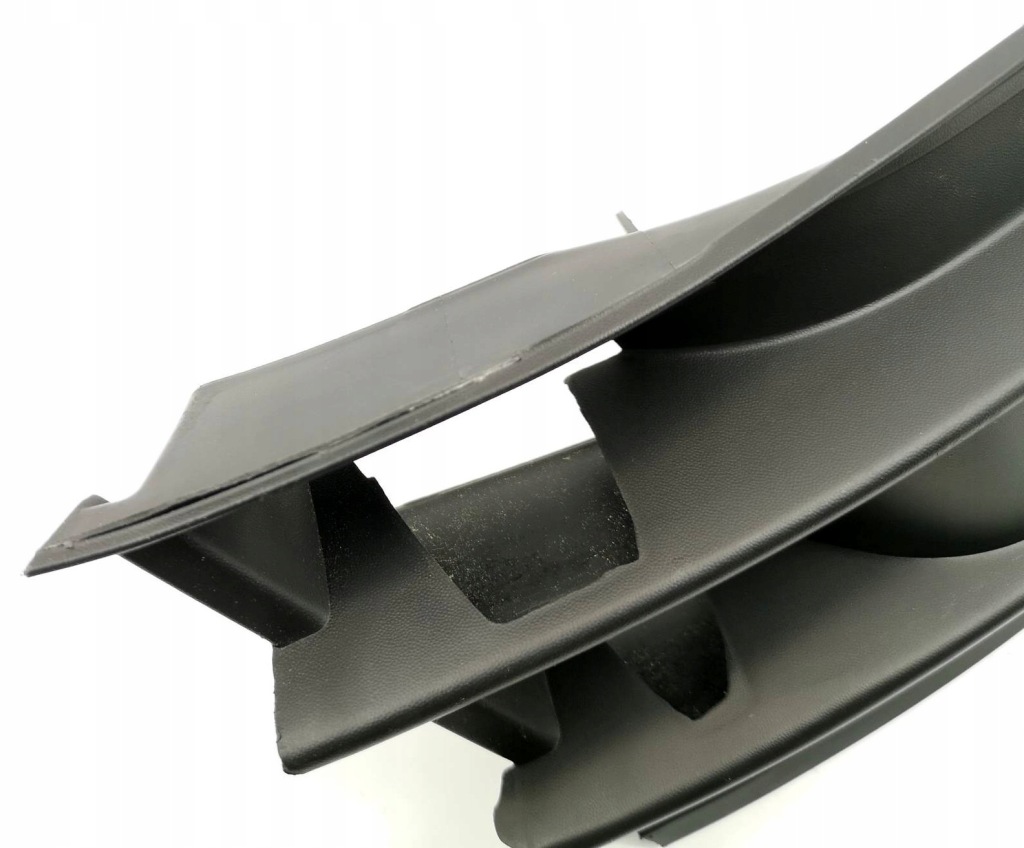 Решітка решітка радіатора бампера renault captur 261529255r в Україні