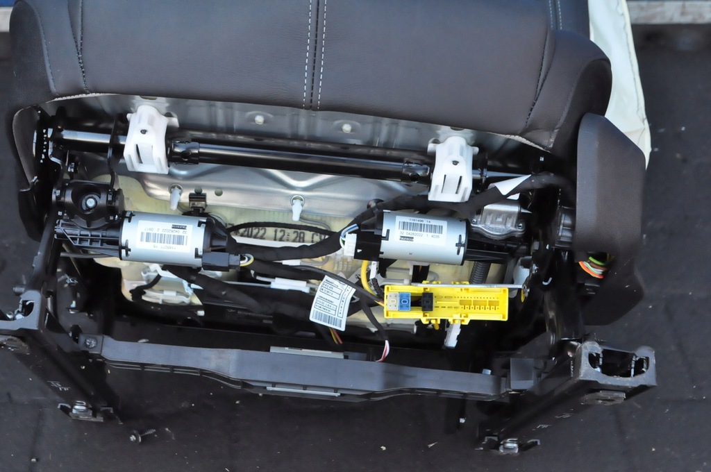 фото №11, Toyota supra mk5 gr переходник салона сиденья заднее сиденье обшивки кожа 23r