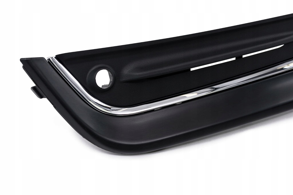 фото №8, Volvo v60 i cross country 14-18 решітка бампера перед з pdc права 31353655