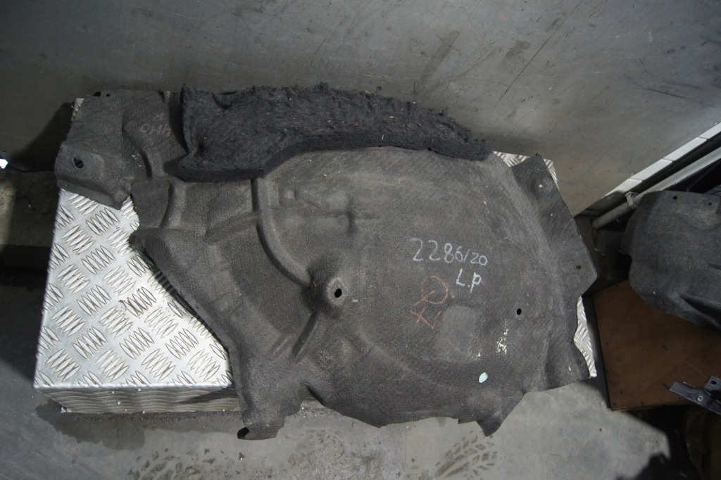 фото №9, Подкрылок левый перед audi q7 dwie запчасти