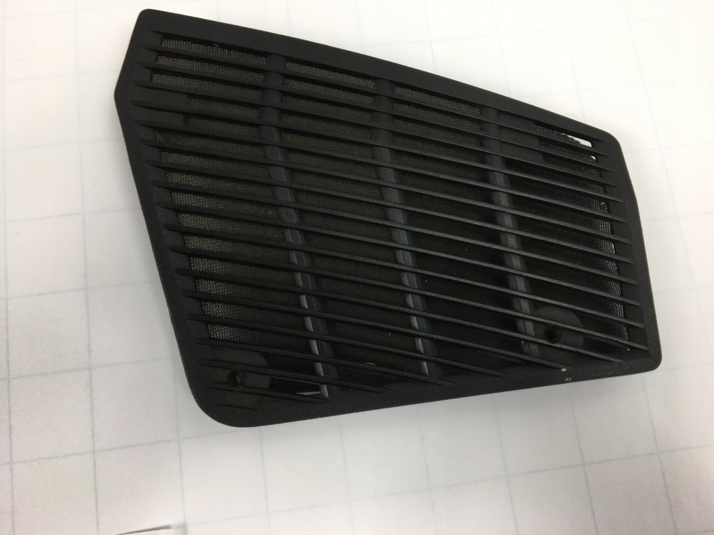 Защита накладки динамиков чёрные w панель приборная mercedes w201 190 Недорого