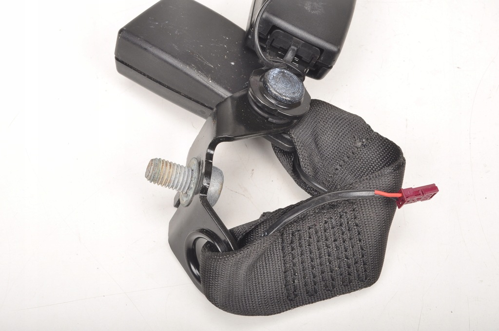 фото №3, Mini clubman f54 замок ремней безопасности задняя