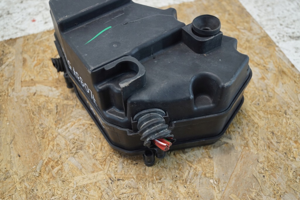 фото №6, Коробка предохранителей vw touareg audi q7 7l0937576a