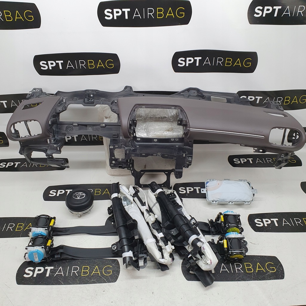 фото №1, Yaris iv 4 cross приборная панель консоль подушки безопасности ремни подушка безопасности