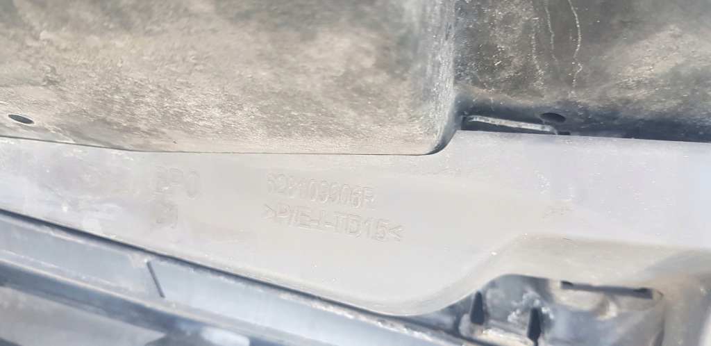 Renault clio iv рестайлинг  16- бампер перед передний 620221630r Недорого