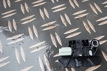 фото №1, Lexus ls600h ls ls460 l датчик сидіння передній l