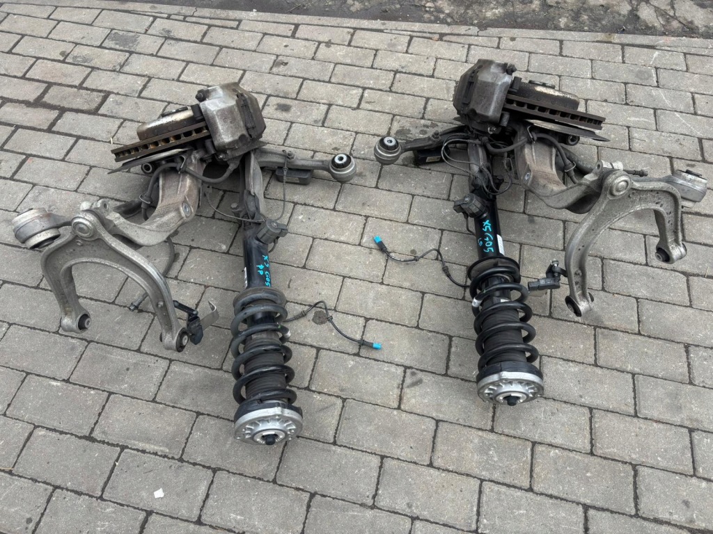 фото №4, Bmw x5 g05 поворотный кулак перед правая комплектная амортизатор датчик 6869019