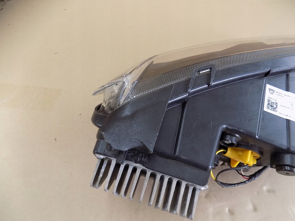 фото №7, Лампа led лівий перед передня ліва dacia spring 266052417r 0ryginał