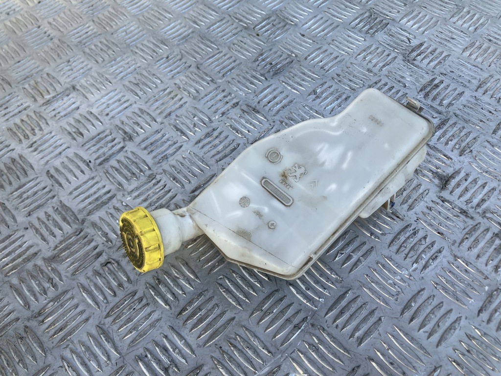 Купить Бачок жидкость тормозной opel crossland x 17-