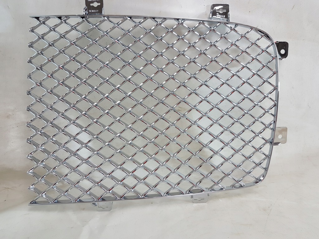 фото №1, Bentley flying spur 13-17 хром решётка левая usa