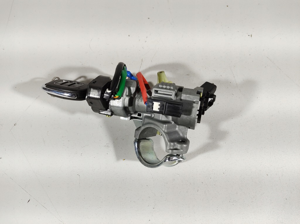 фото №1, Hyundai ioniq 17r- замок зажигания ключ