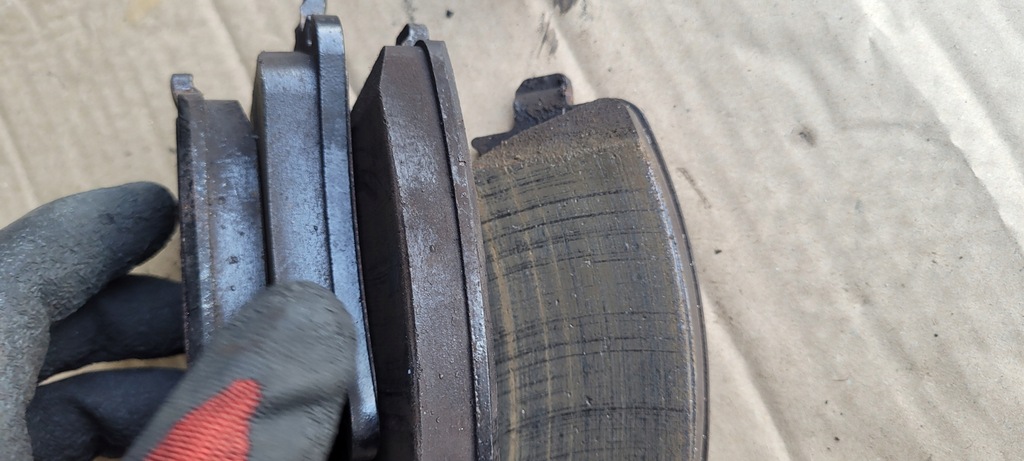 фото №9, A6 c7 4g a7 гальмівні колодки гальмівні 330mm задня 3.0 tfsi s4 b8 sq5 s5