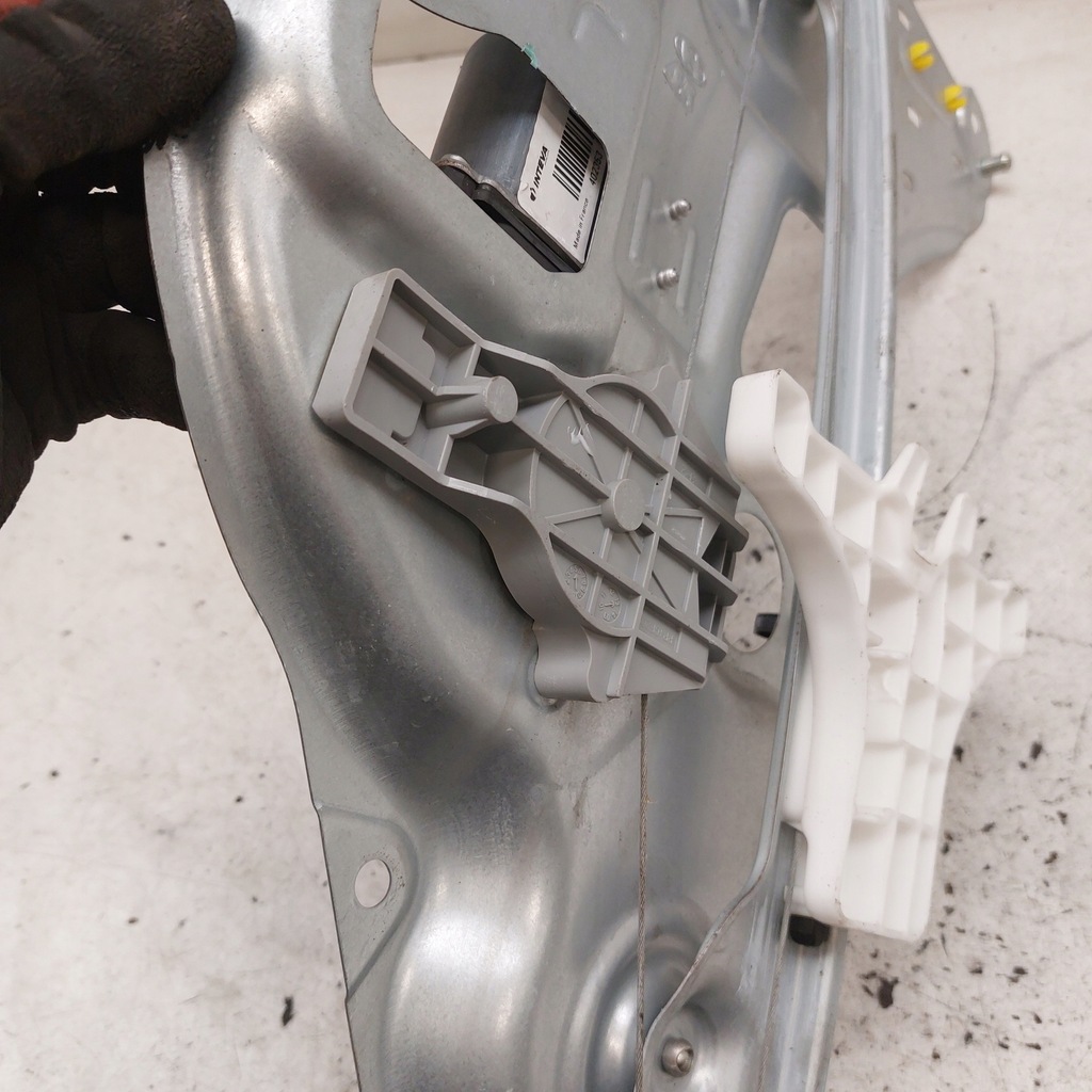 фото №10, Hyundai ix35 fl 2013 підйомник скло правий задня 81420-2y010 з nowego автомобіля