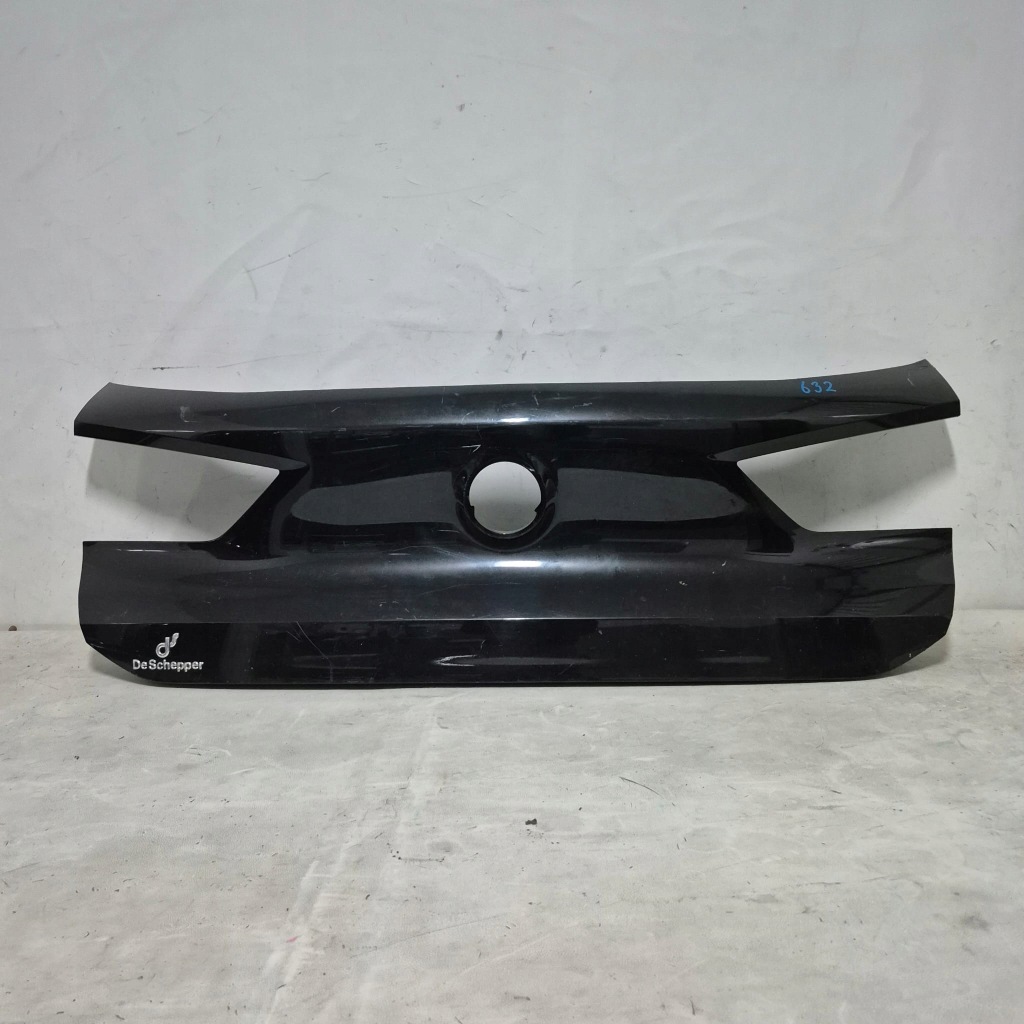 фото №1, Bmw x2 f39 17-23 накладка молдинг накладка кришки задня