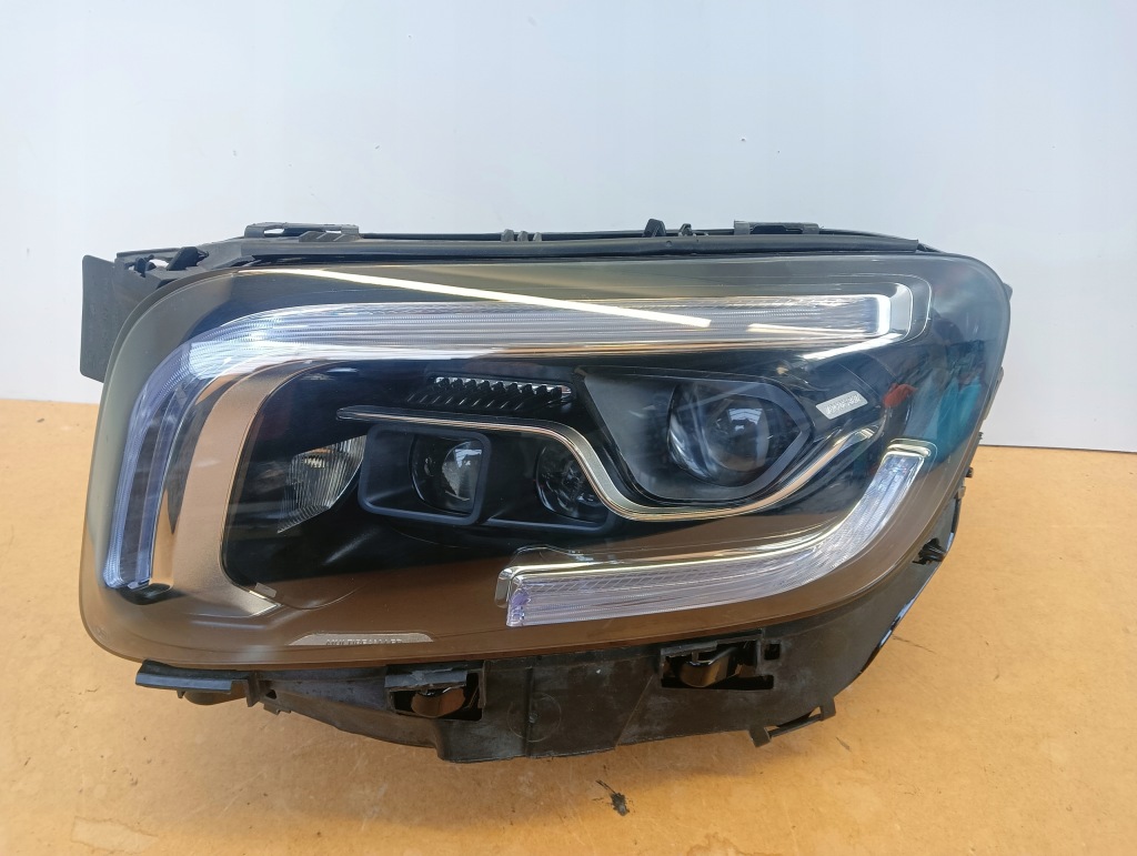 Фара ліва mercedes glb a247 multibeam led Доставка