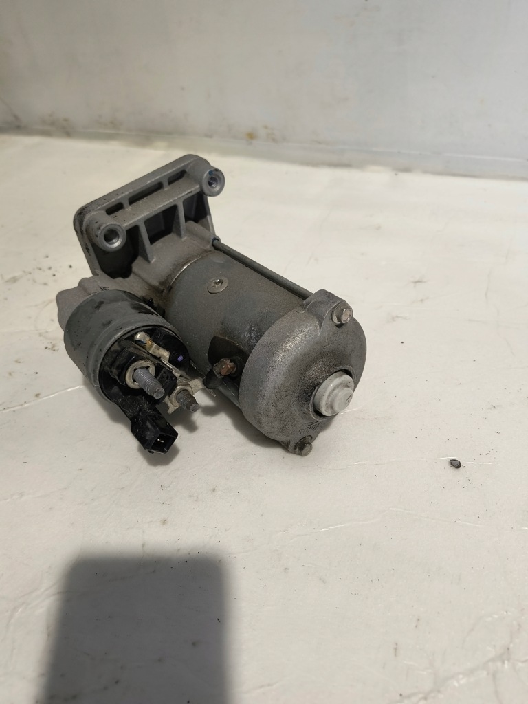 Citroen peugeot opel 1.5 blue hdi стартер комплектный  9825233080 Оригинал