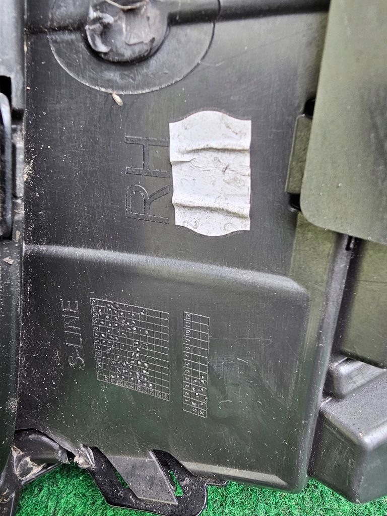 фото №7, Audi a1 решётка бампера s-line правая ładna 82a807682d