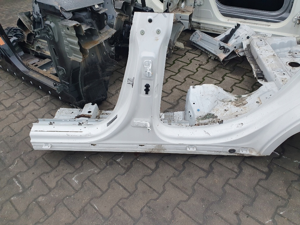 фото №1, Cla 118 w118 sedan kombi четверть порог блок двигателя левый 149