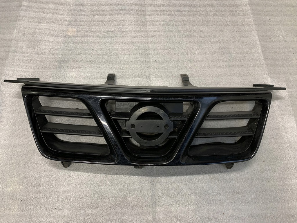 фото №1, Решітка радіатора решітка радіатора nissan x-trail t30 2001-2003r