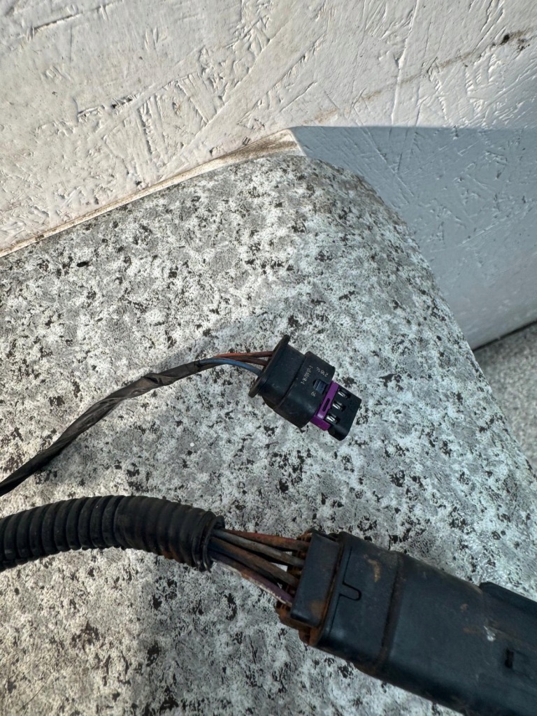 фото №5, Жгут электропроводка правой лонжерон volvo s60 ii v60 2011-2018 31300514