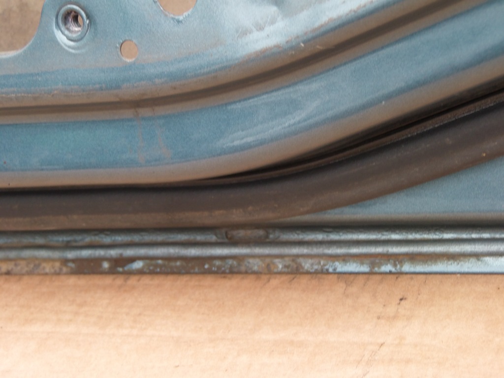 фото №11, Двері правий перед ford fiesta mk6 1.3b 5 двері