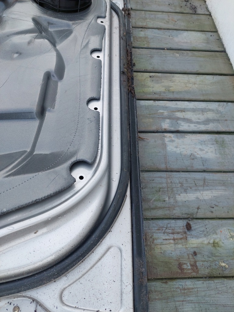 фото №4, Дверь правое передние mercedes w211 c723