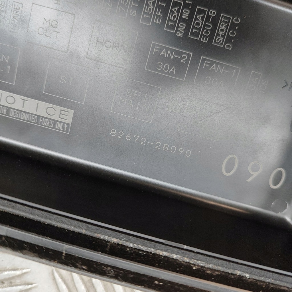 фото №8, Toyota previa xr30, xr40 ii 2003 коробка предохранителей / комплект