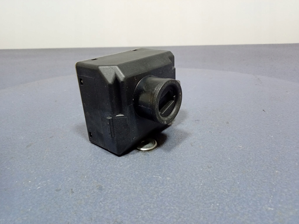 фото №9, Mercedes gle w292 замок зажигания ключ a1669059702