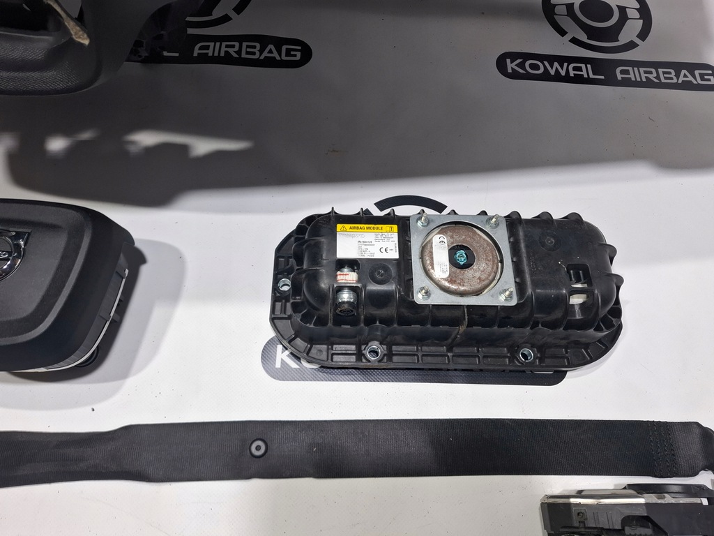 фото №7, Volvo xc40 xc 40 приборная панель консоль подушка безопасности подушки безопасности ремни ремонт восстановление