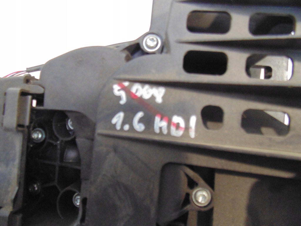 фото №6, Домкрат выборщик переключения передач ручка peugeot 5008 автоматическая коробка передач