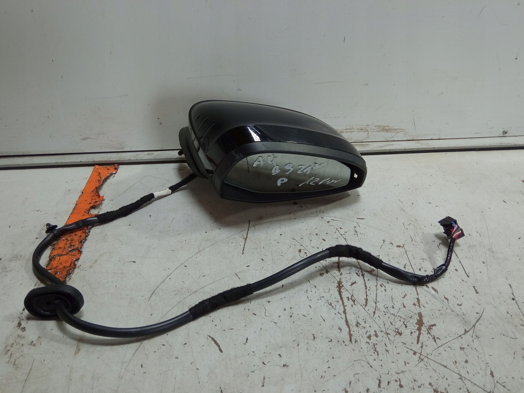 фото №1, Audi a4 b9 lift дзеркало праве 12 pin