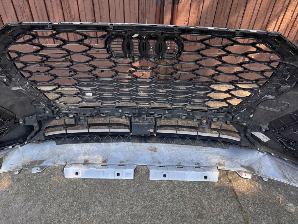 Купить Audi q3 2 ii 83a s-line бампер перед передний