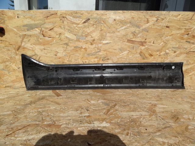 фото №2, Volvo xc40 молдинг двері правий перед оригінал