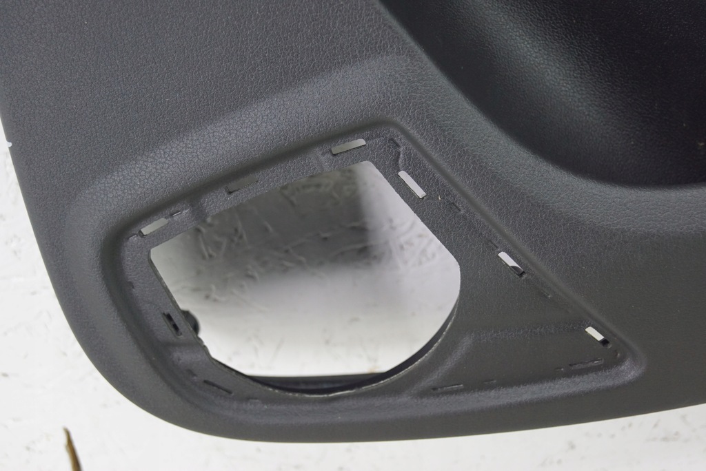 фото №10, Обшивка дверь правый задняя audi a4 b8