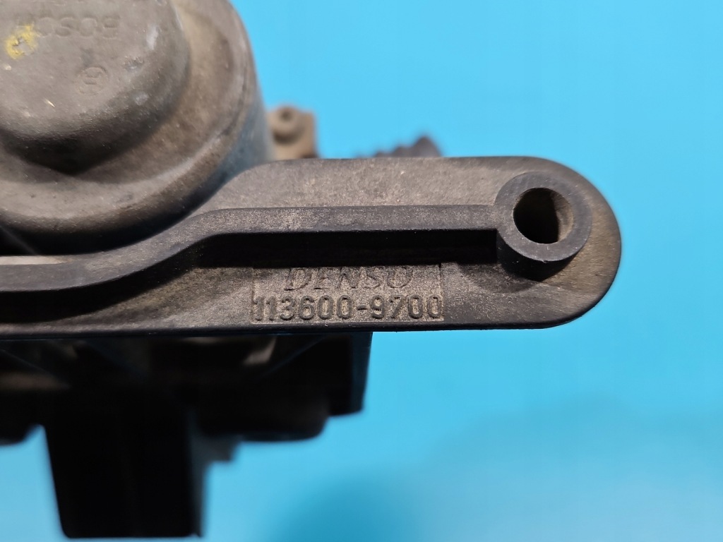 Клапан воды bmw e39 электроклапан 8379921 Киев