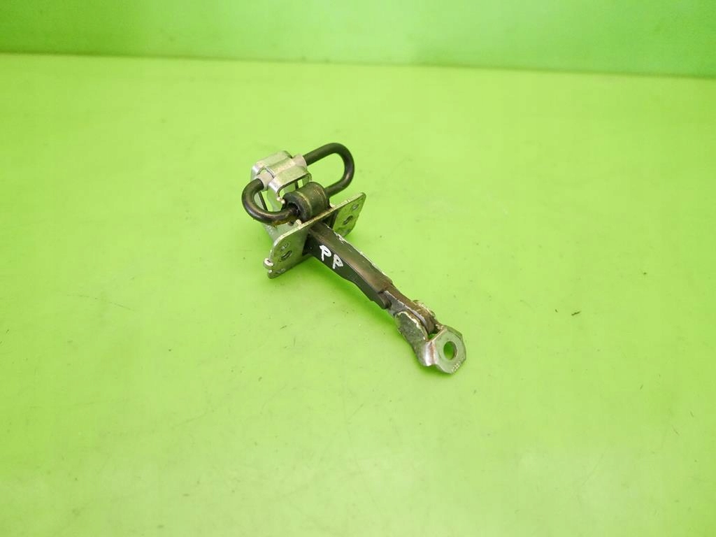 фото №1, Ограничитель дверь правый перед lancia musa i fl 07-