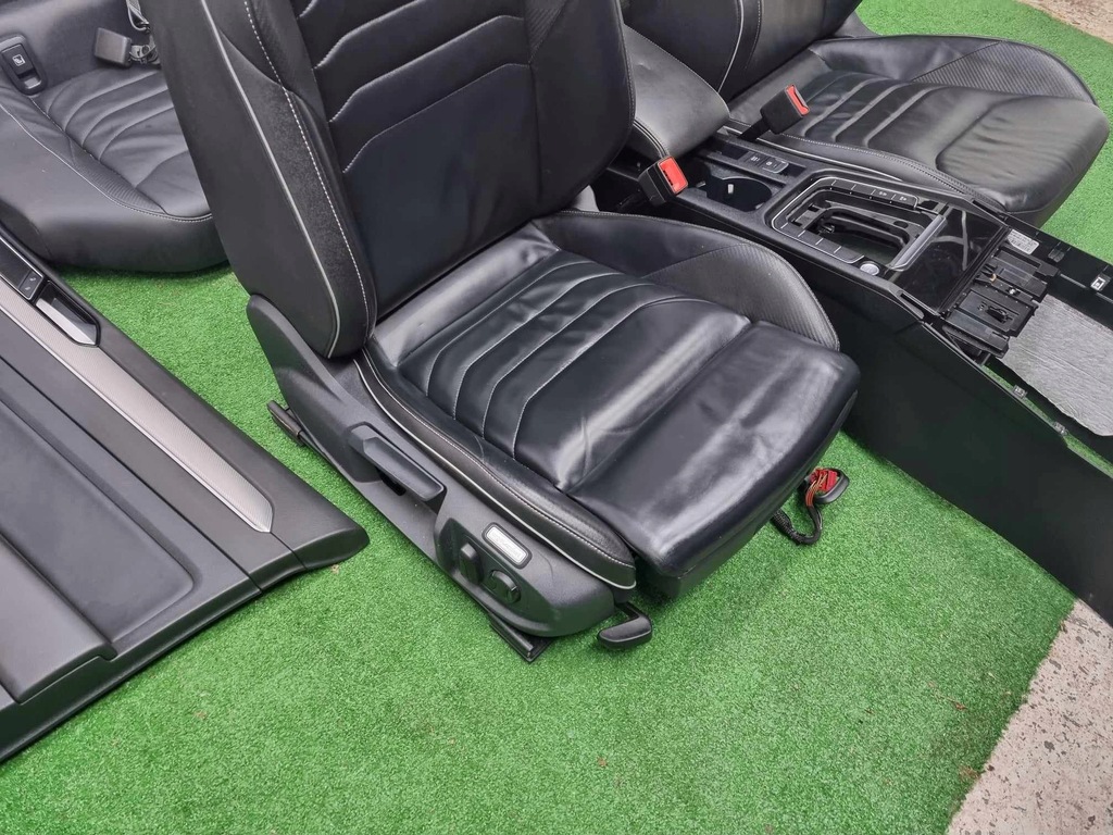 фото №14, Vw arteon середина r-line сиденье заднее сиденье обшивки niebieski led