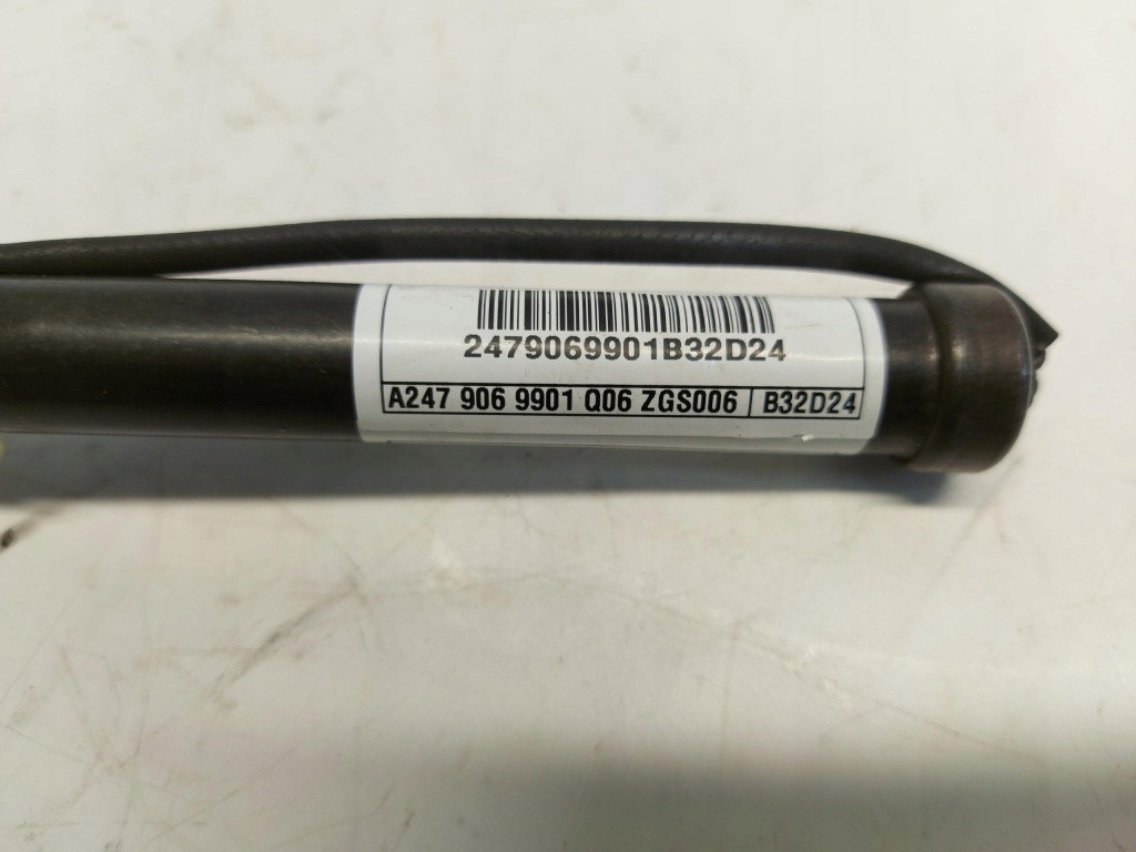 Mercedes gla 250e рестайлинг  ii h247 пиропатрон пиротехнический капот правый a2479069901 в Украине