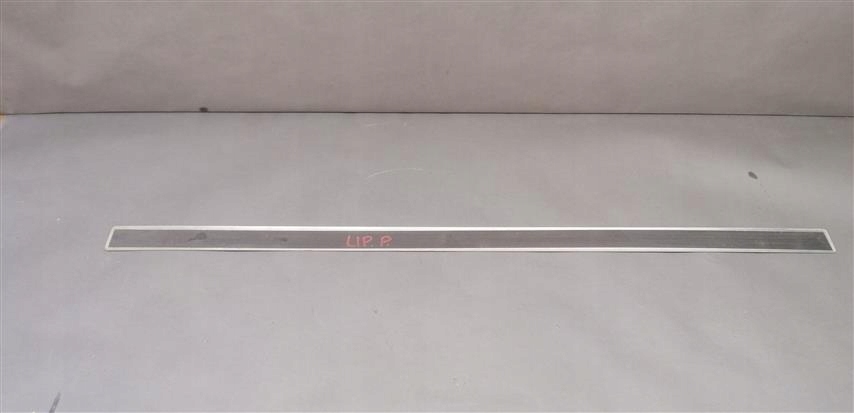 фото №5, Молдинг накладка порог правая vw up 3 дверь