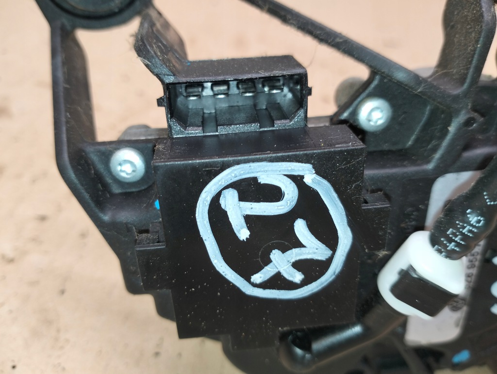 фото №5, Моторчик двірники кришки задня vw fox 5z6955711