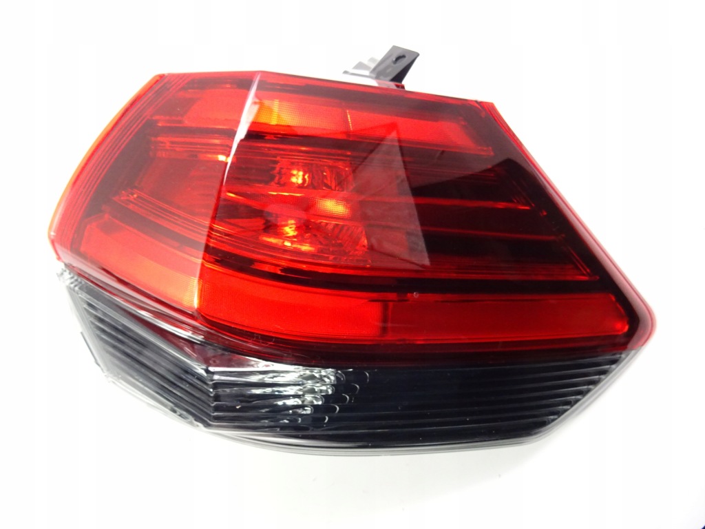 фото №5, Nissan x-trail t32 lift лампа задняя правая оригинал 26550-6fp0a