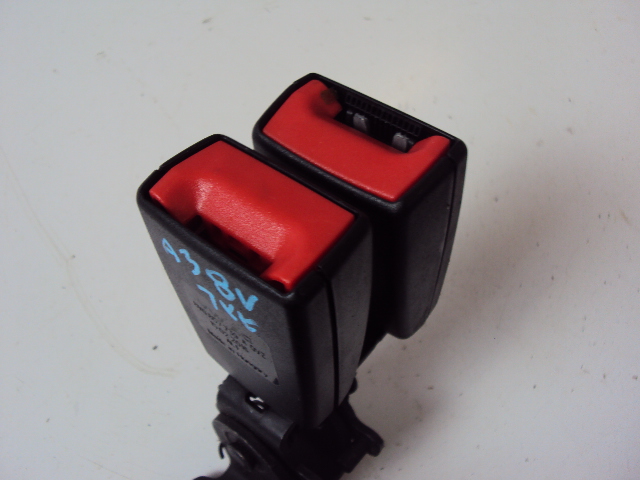 фото №4, Замок поперечина задняя audi a3 8v 2020-