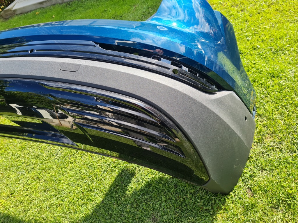 Купити Бампер задня audi e-tron 4ke 807 511