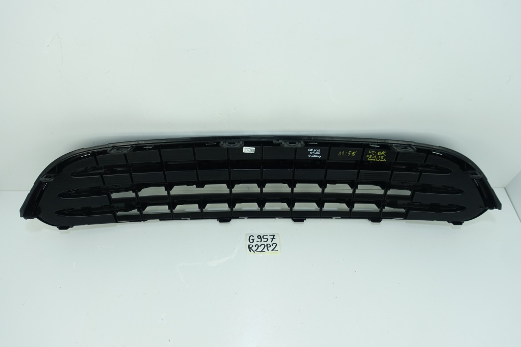 Mini cooper f60 2016- решітка радіатора решітка бампера перед 7405396 Ціна