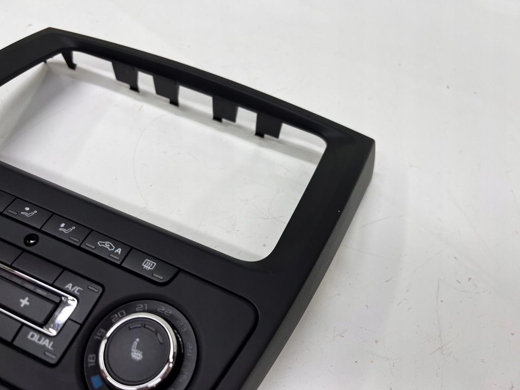 фото №4, Skoda yeti lift панель кондиционера + рамка